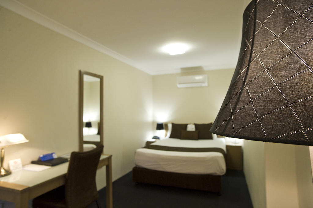 Noah'S Mid City Motor Inn Muswellbrook Quarto foto