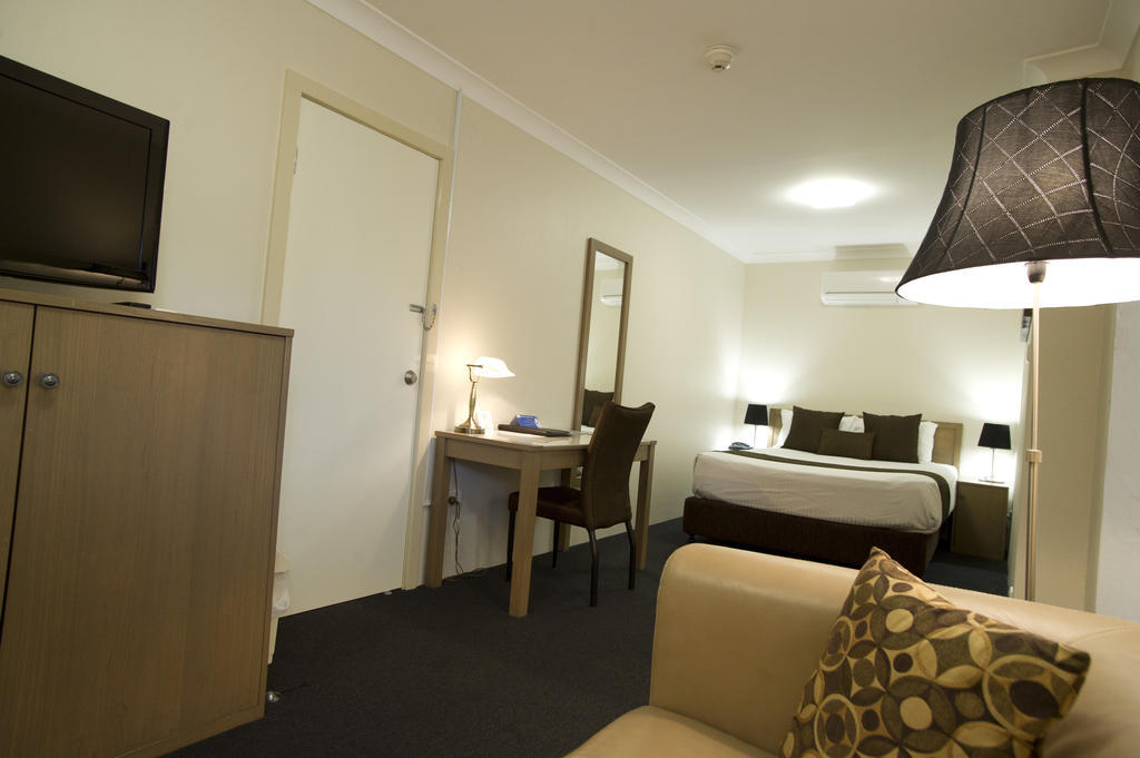 Noah'S Mid City Motor Inn Muswellbrook Quarto foto